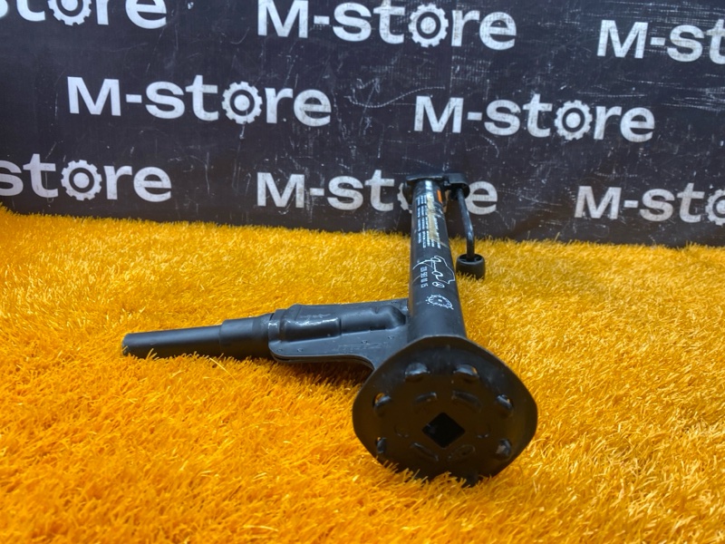 домкрат, 2000 рублей, Красноярск