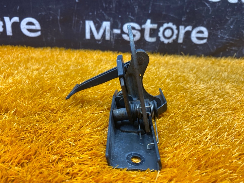 замок капота, 500 рублей, Красноярск