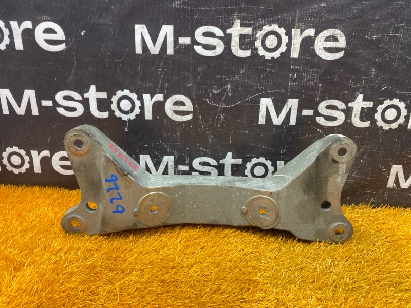 Кронштейн КПП, 1000 рублей, Красноярск