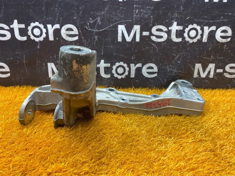 кронштейн рычага, 3000 рублей, Красноярск