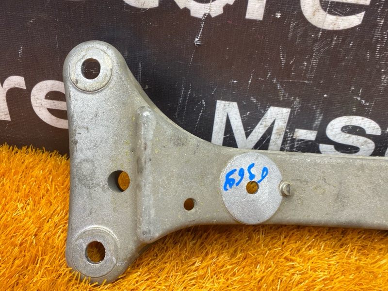 Кронштейн КПП, 400 рублей, Красноярск