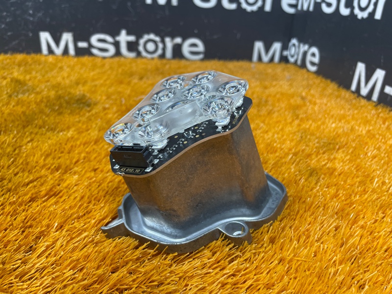 Поворотник, 3500 рублей, Красноярск