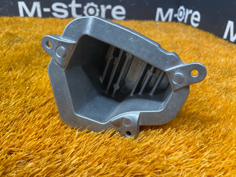 Поворотник, 3500 рублей, Красноярск