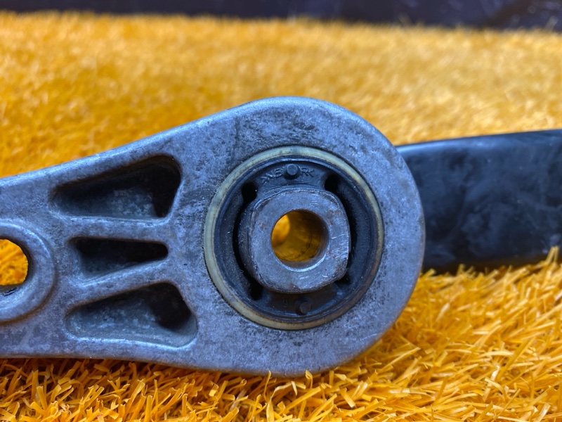 подушка двигателя, 1000 рублей, Красноярск