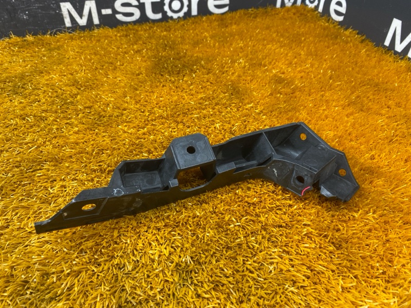 крепление бампера, 900 рублей, Красноярск