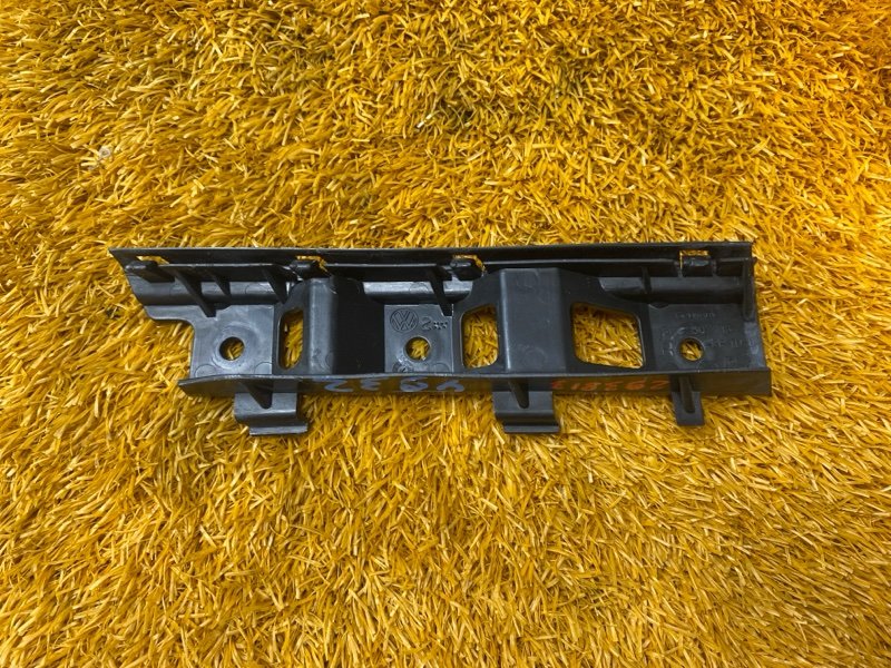 крепление бампера, 900 рублей, Красноярск