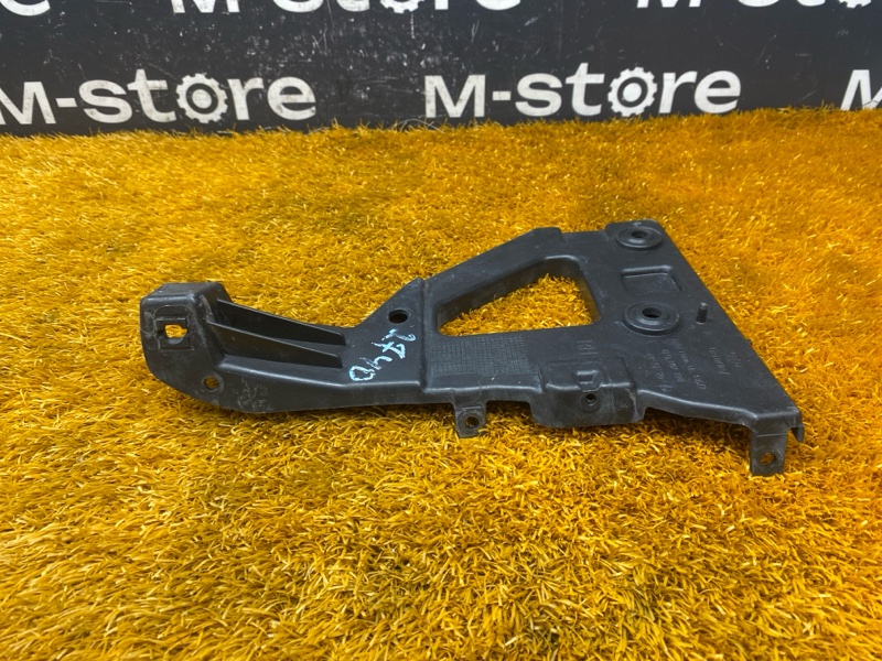 крепление бампера, 2000 рублей, Красноярск