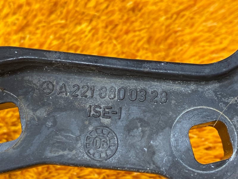 петля капота, 2000 рублей, Красноярск