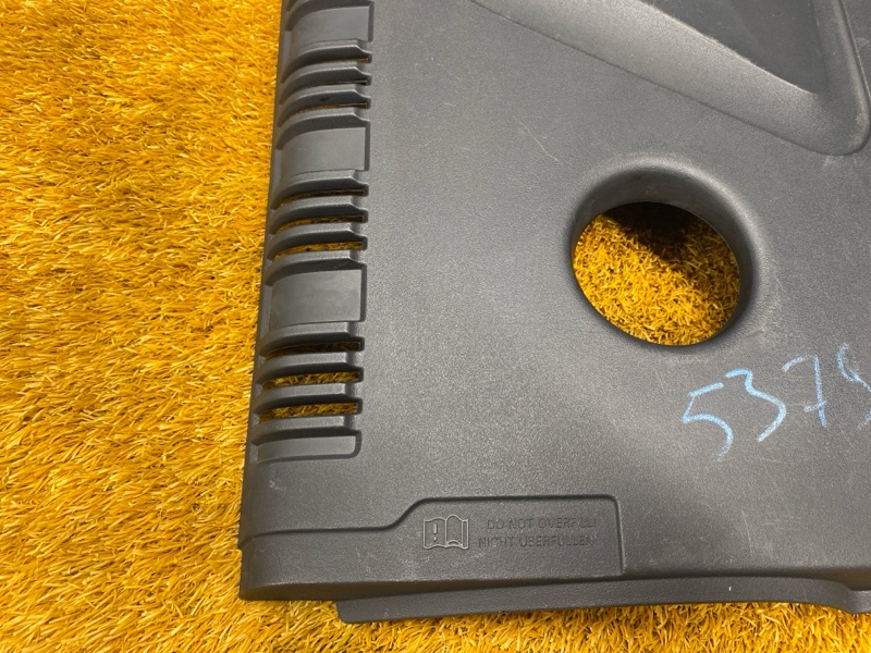 крышка двигателя, 2000 рублей, Красноярск