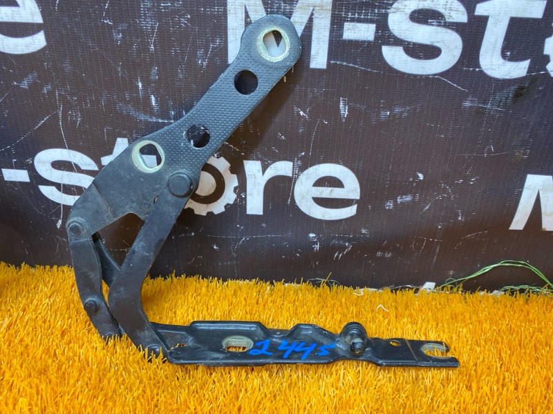 петля капота, 700 рублей, Красноярск