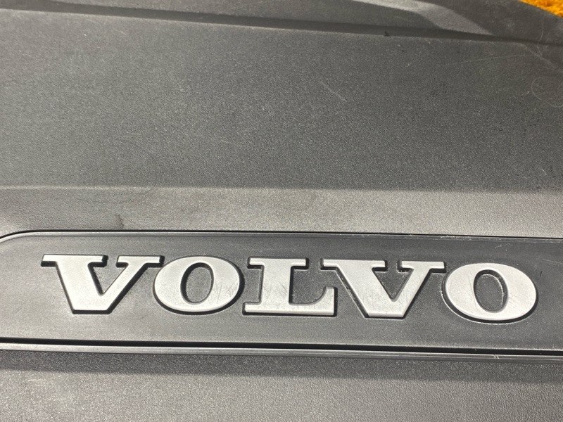 крышка двигателя, 1600 рублей, Красноярск