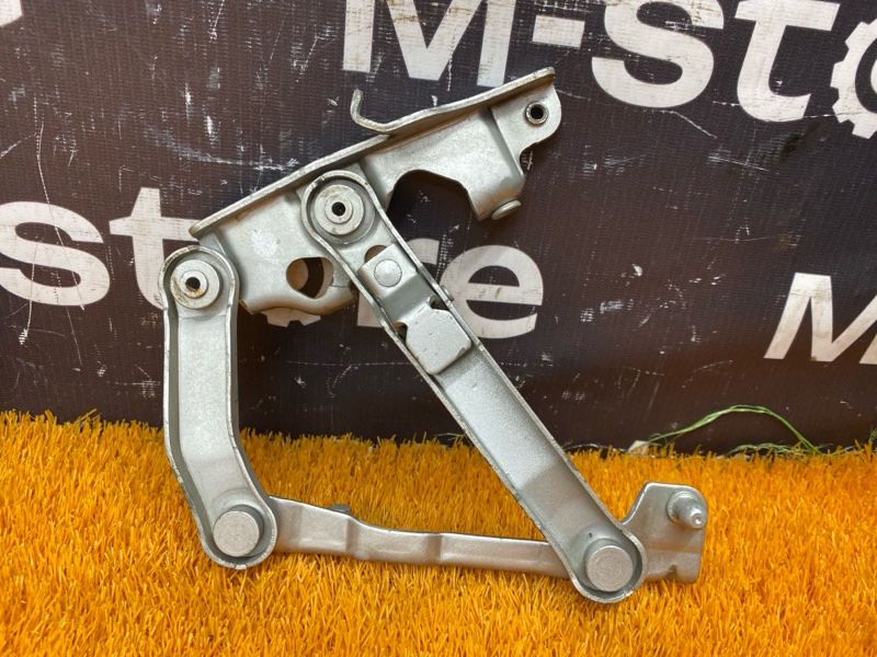 петля капота, 500 рублей, Красноярск