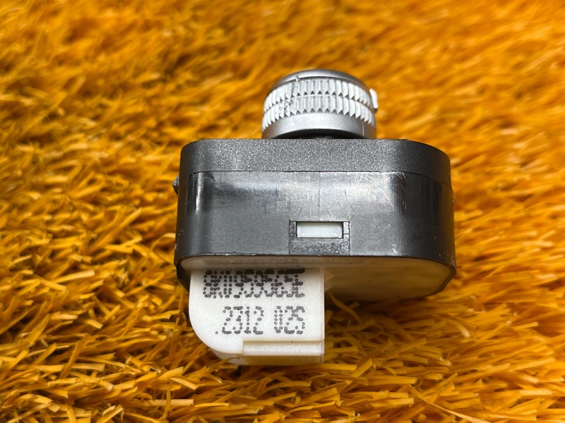 Кнопка регулировки зеркал, 800 рублей, Красноярск