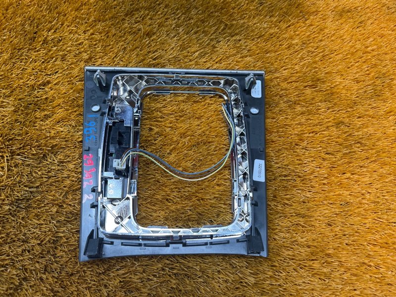 консоль селектора, 500 рублей, Красноярск