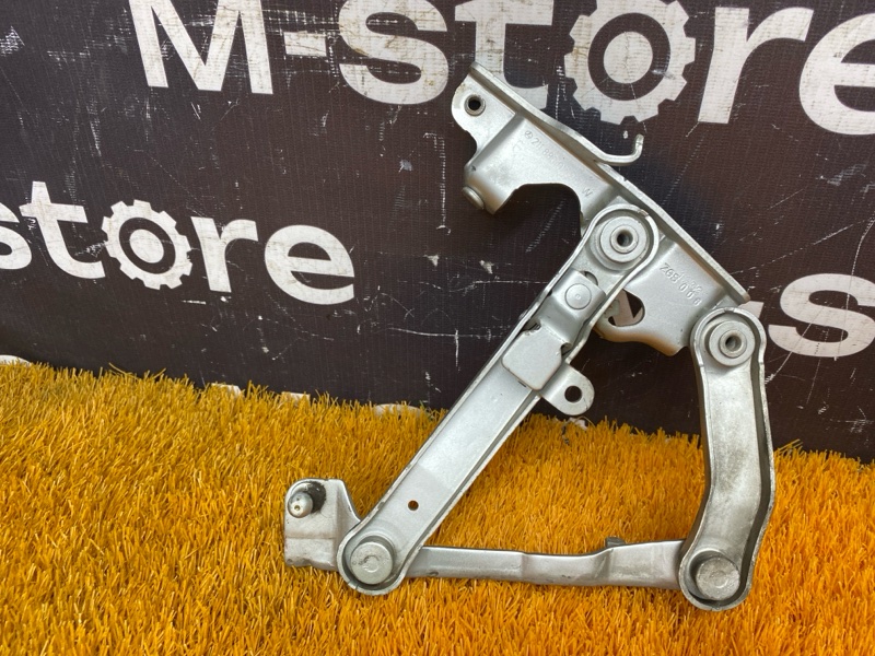 петля капота, 500 рублей, Красноярск