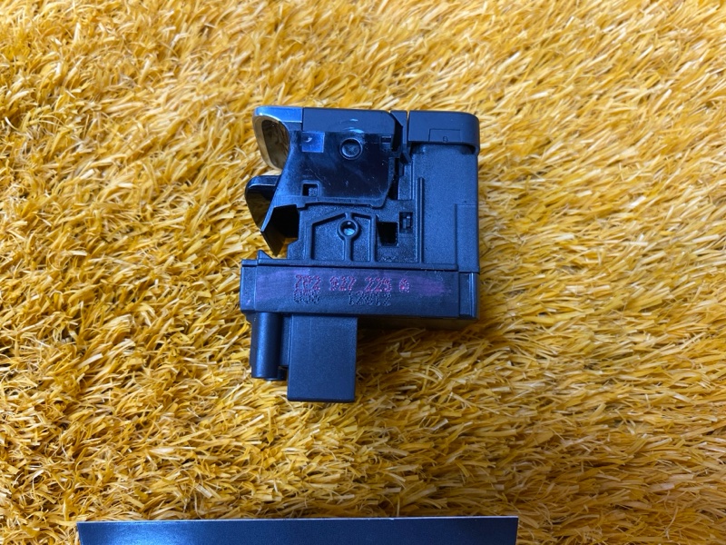 Кнопка стояночного тормоза, 400 рублей, Красноярск