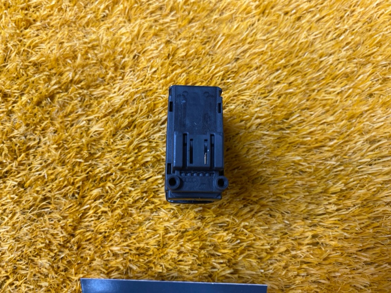 Кнопка стояночного тормоза, 400 рублей, Красноярск