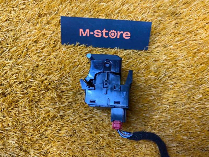 Кнопка стояночного тормоза, 1500 рублей, Красноярск