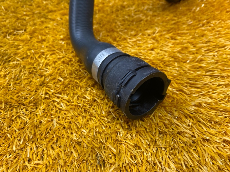 Патрубок системы охлаждения, 700 рублей, Красноярск