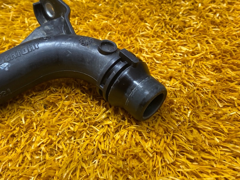 Патрубок системы охлаждения, 500 рублей, Красноярск