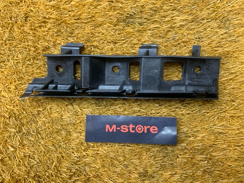 крепление бампера, 500 рублей, Красноярск