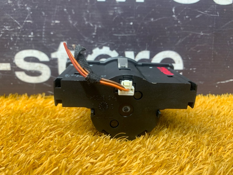 Переключатель света фар, 2000 рублей, Красноярск