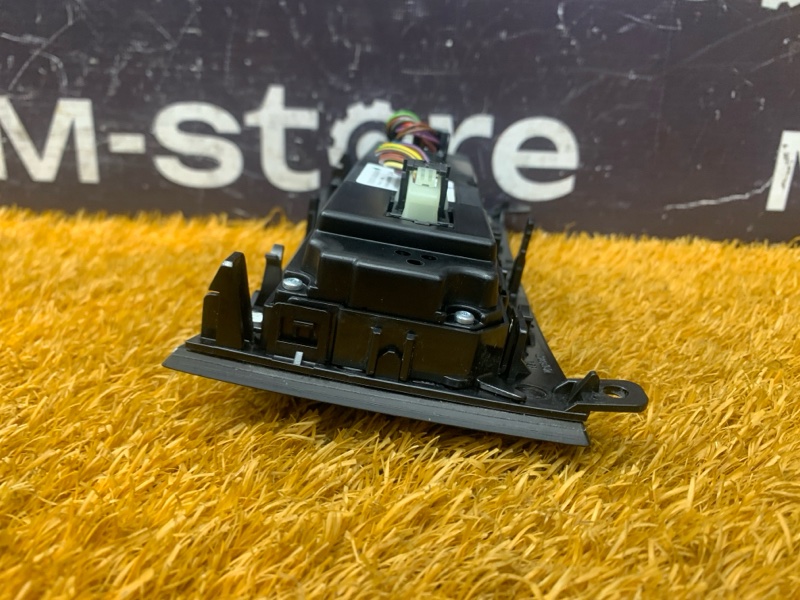 блок управления климат-контролем, 2000 рублей, Красноярск