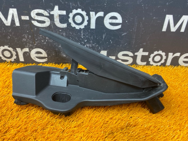 педаль газа, 900 рублей, Красноярск