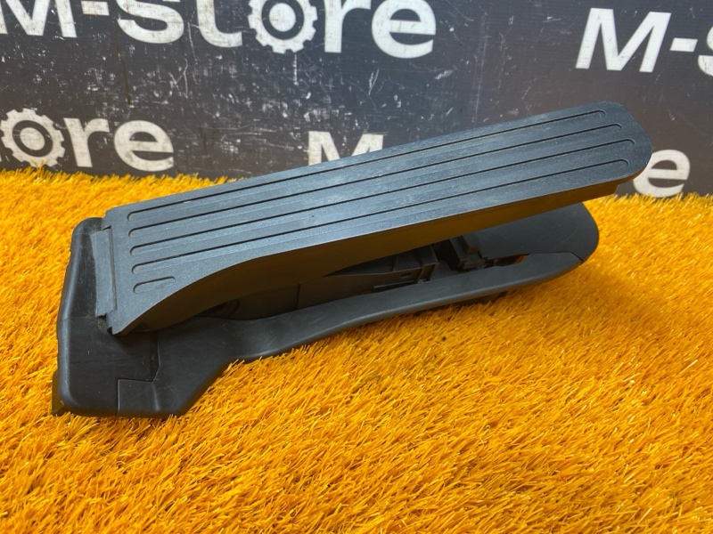 педаль газа, 900 рублей, Красноярск