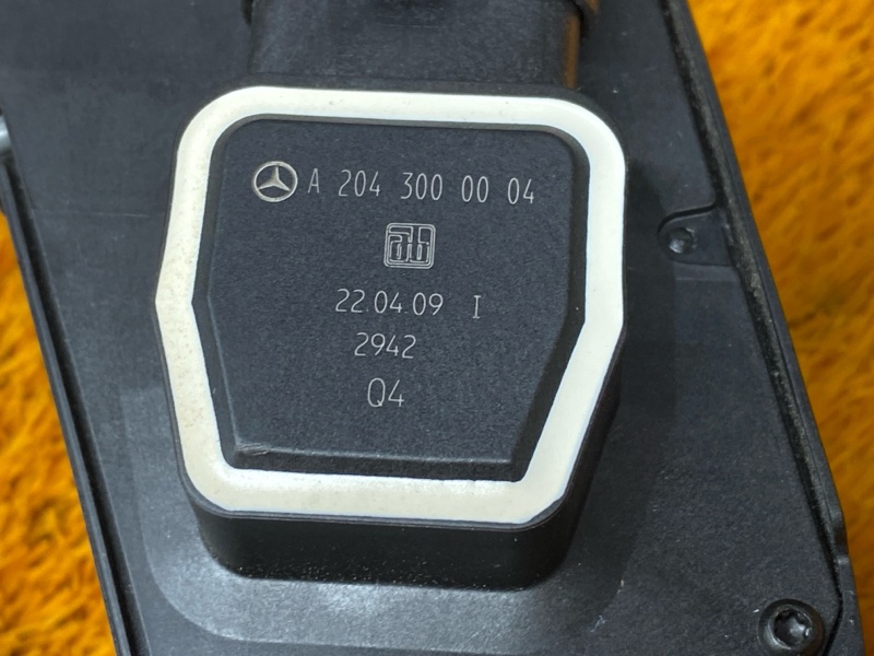 педаль газа, 1000 рублей, Красноярск