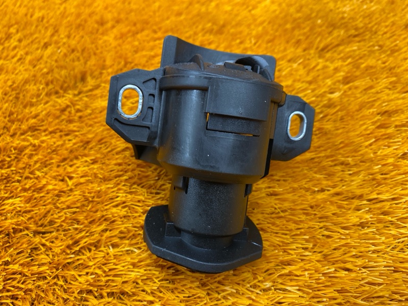 личинка замка багажника, 300 рублей, Красноярск