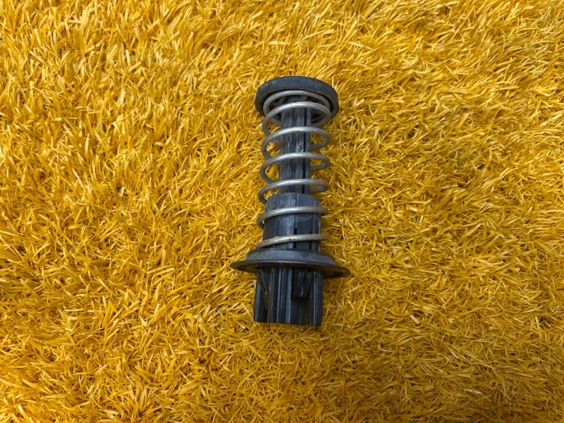 Отбойник капота, 500 рублей, Красноярск