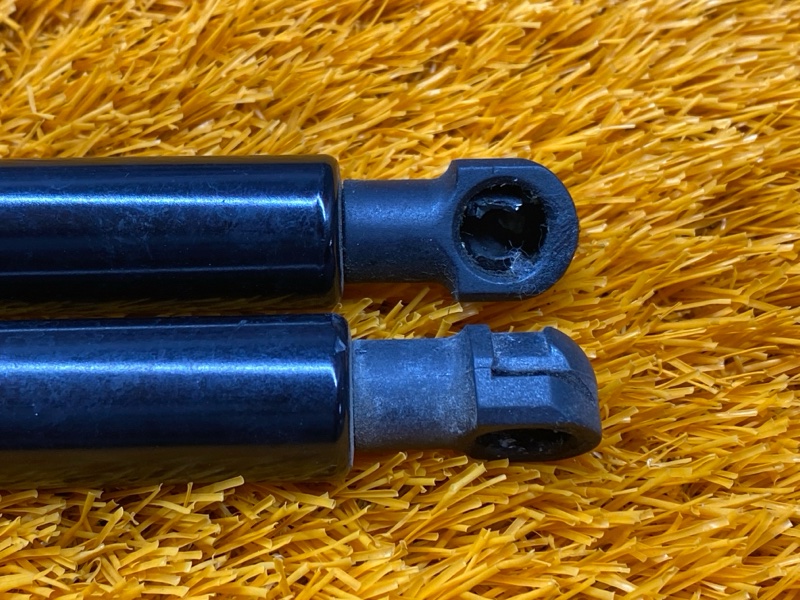 амортизатор капота, 600 рублей, Красноярск