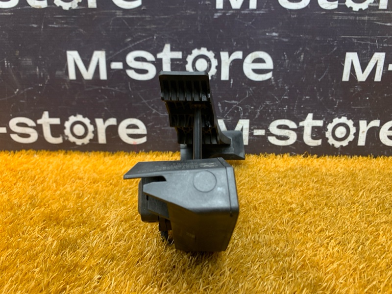 педаль газа, 500 рублей, Красноярск