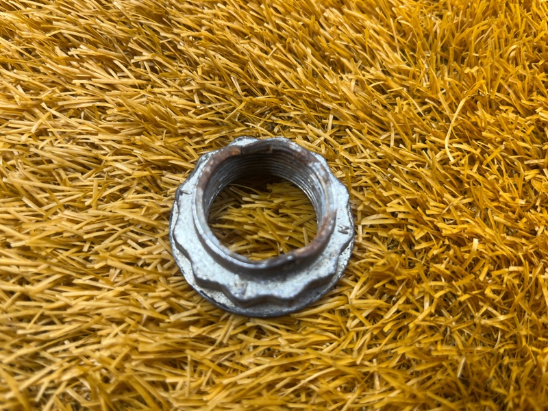 Гайка привода, 200 рублей, Красноярск