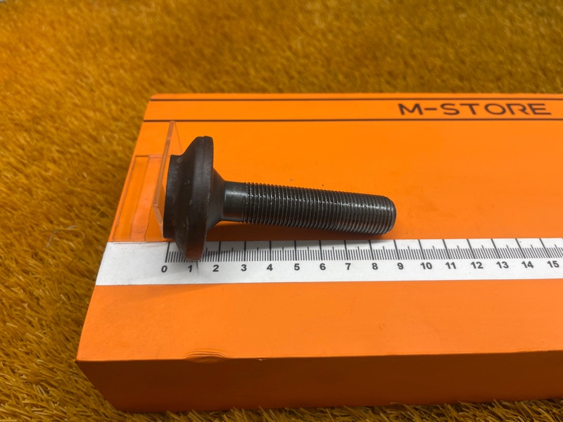 Болт привода, 200 рублей, Красноярск