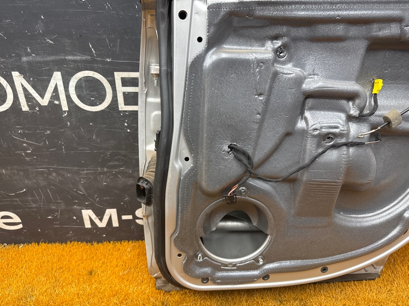 дверь, 10000 рублей, Красноярск