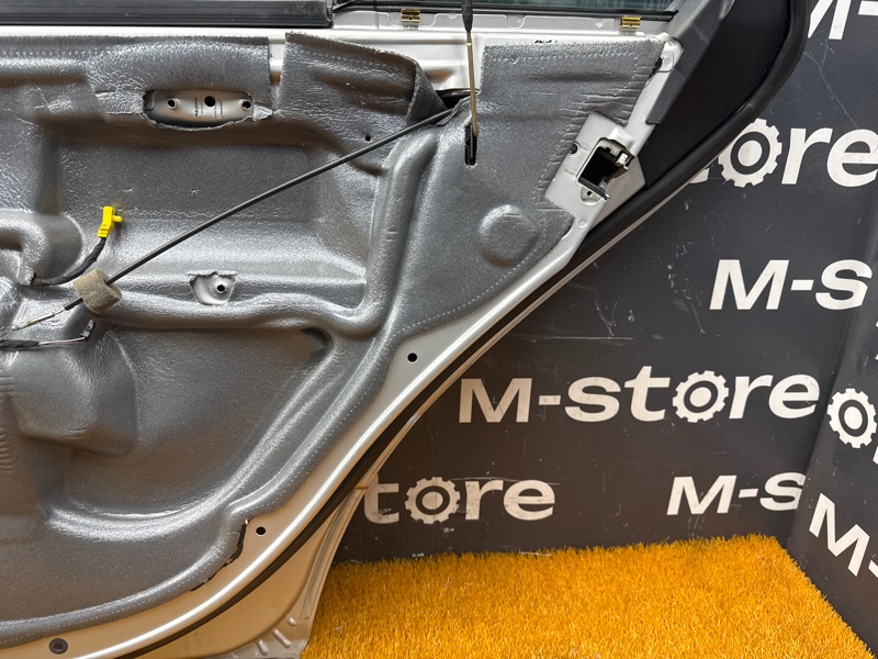 дверь, 10000 рублей, Красноярск