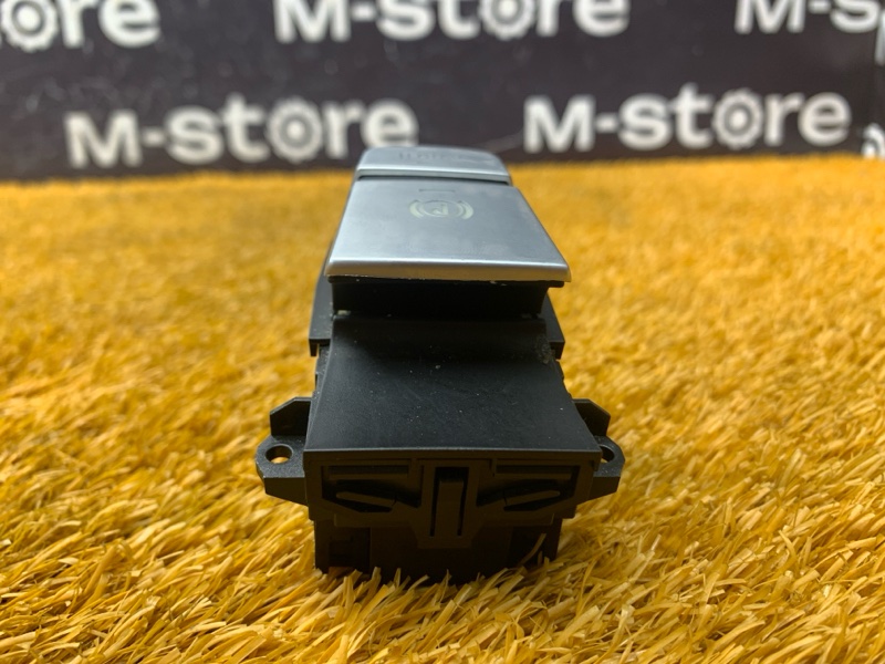 Кнопка стояночного тормоза, 500 рублей, Красноярск