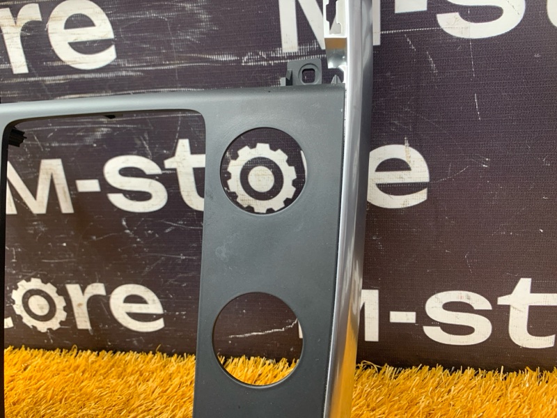 центральная консоль, 2000 рублей, Красноярск