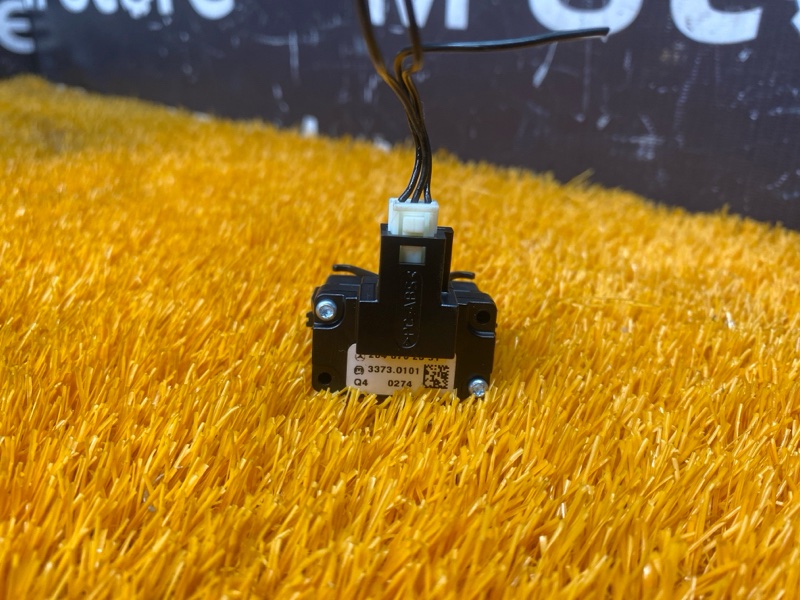 Кнопка управления дисплеем, 500 рублей, Красноярск