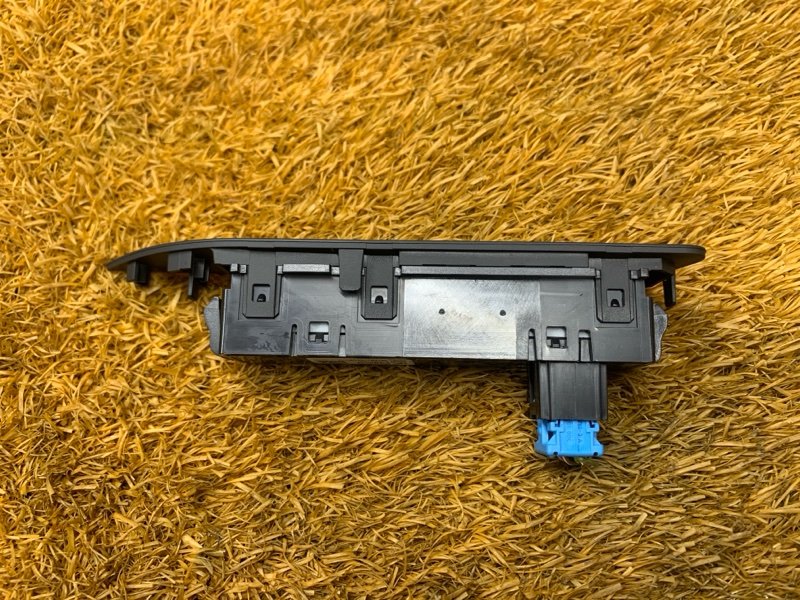 кнопка ESP, 300 рублей, Красноярск