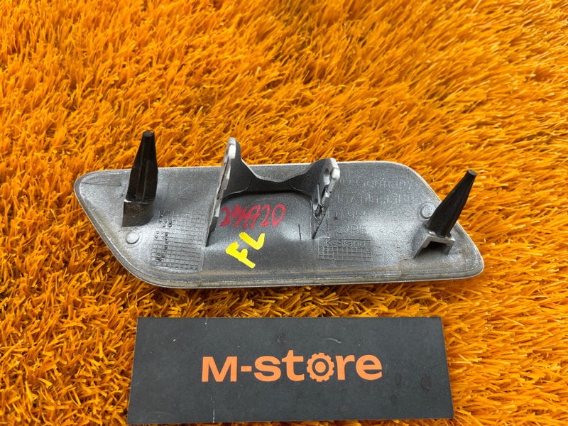 крышка омывателя фар, 1000 рублей, Красноярск