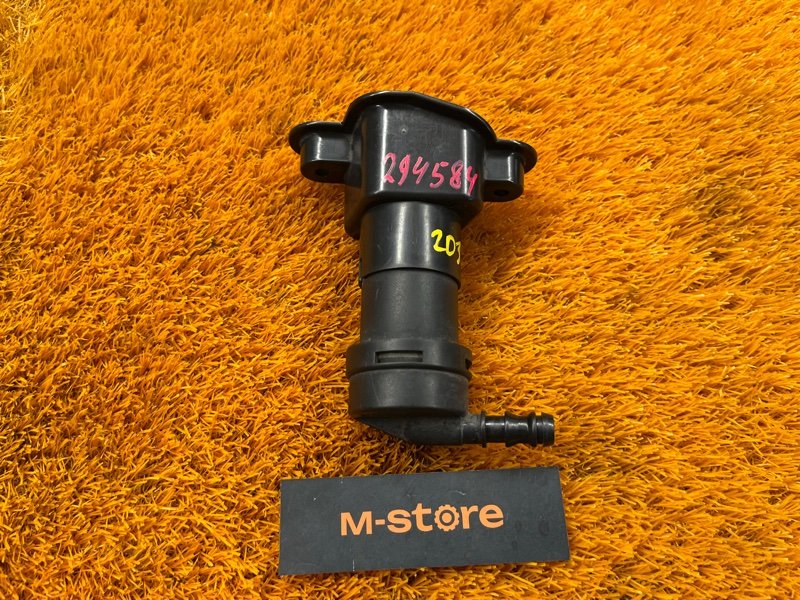 Форсунка омывателя фары, 1000 рублей, Красноярск