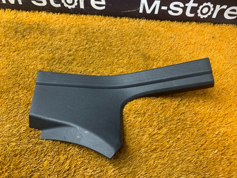 Накладка на порог салона, 400 рублей, Красноярск