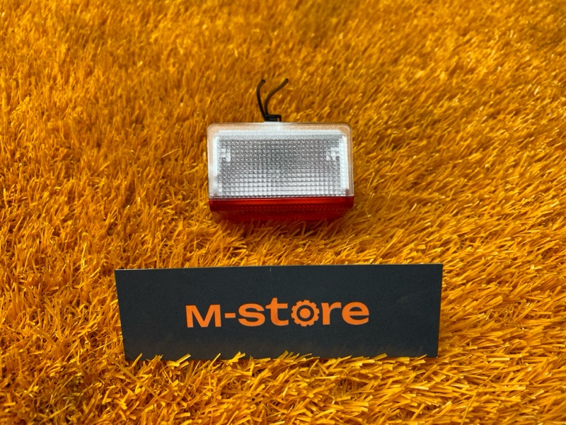 Плафон в крышке багажника, 500 рублей, Красноярск