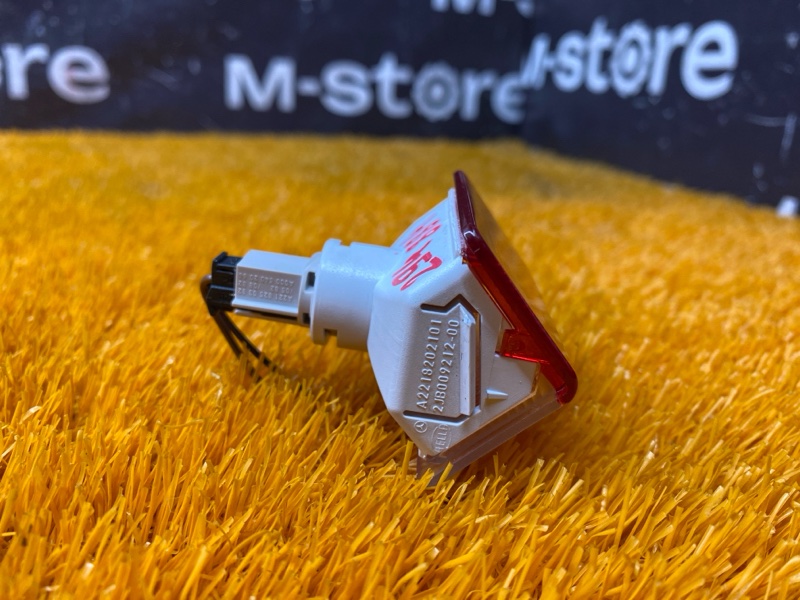 Плафон в крышке багажника, 500 рублей, Красноярск