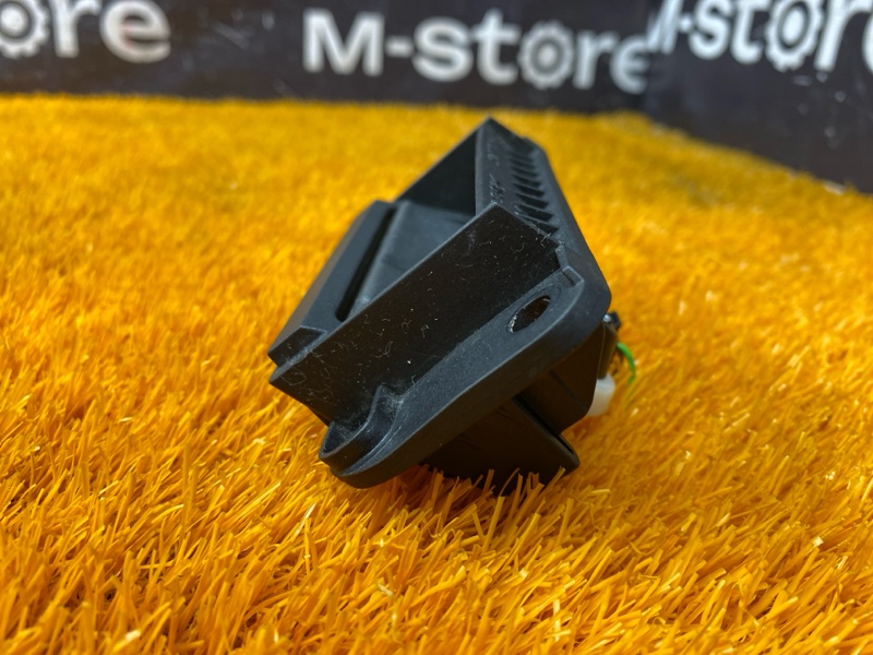 ручка багажника, 500 рублей, Красноярск