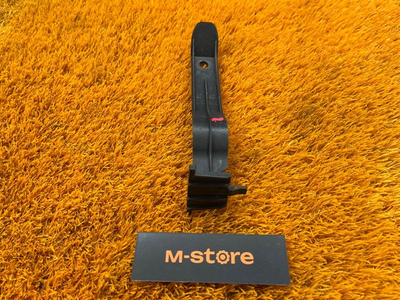 крепление бампера, 300 рублей, Красноярск