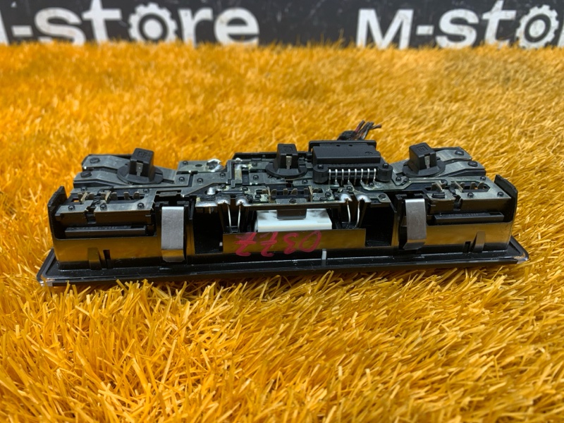 плафон освещения, 800 рублей, Красноярск